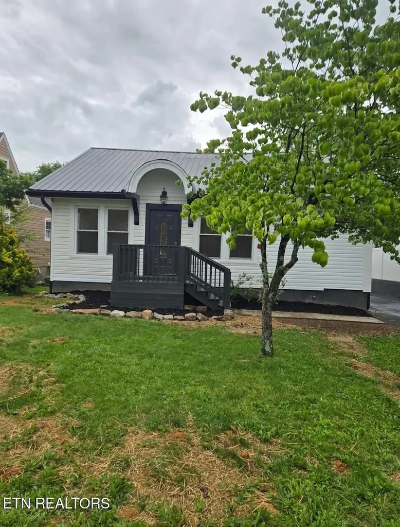 3317 Monmouth Street Knoxville TN 37917