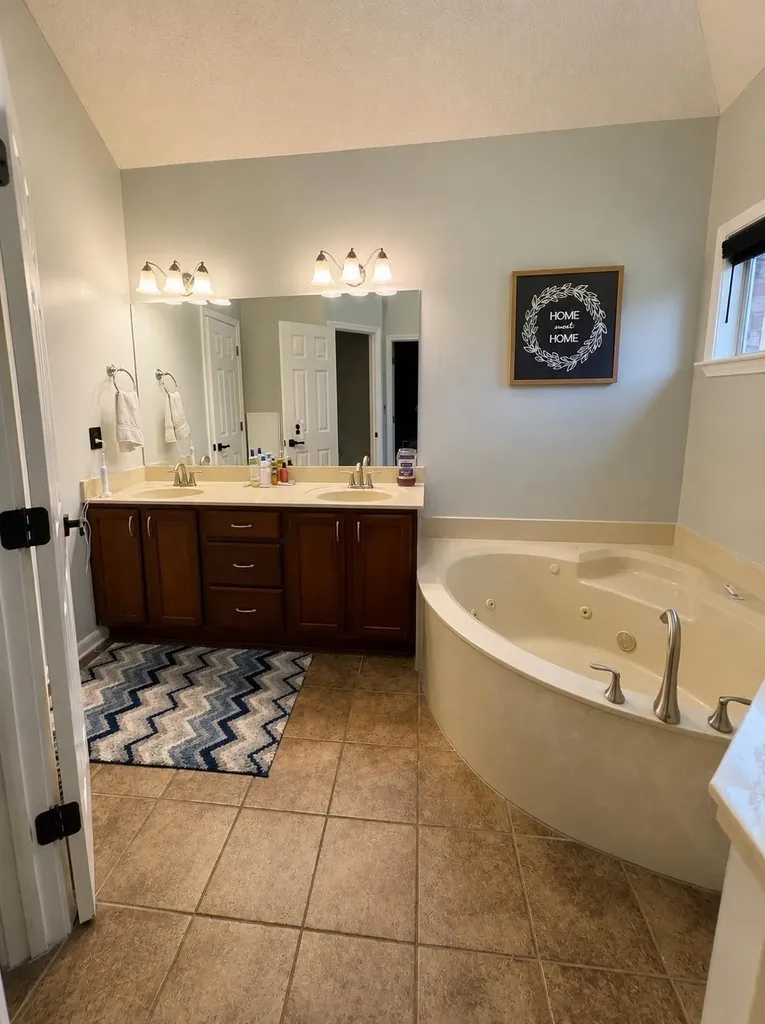 1611 Sutton Meadow Lane Cordova TN 38016