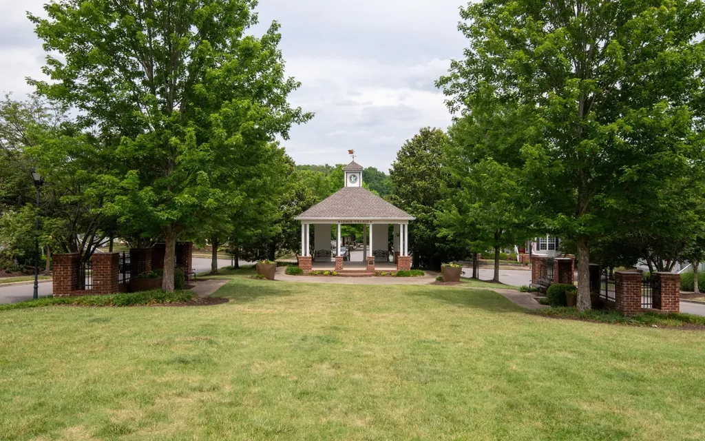 7111 Lenox Village Drive Nashville TN 37211