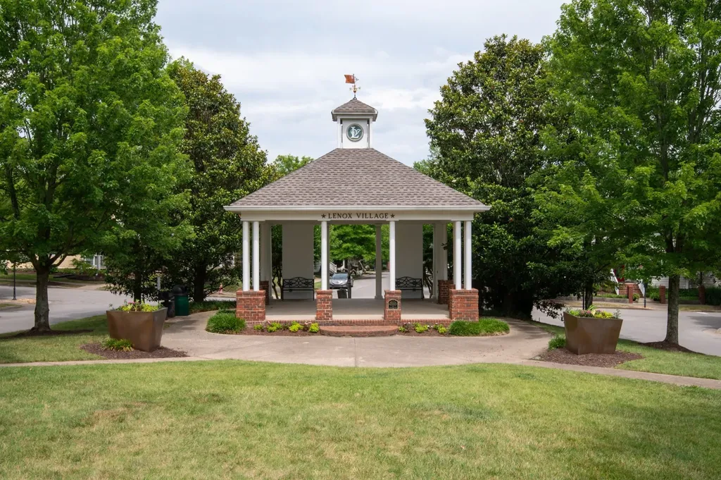 7111 Lenox Village Drive Nashville TN 37211