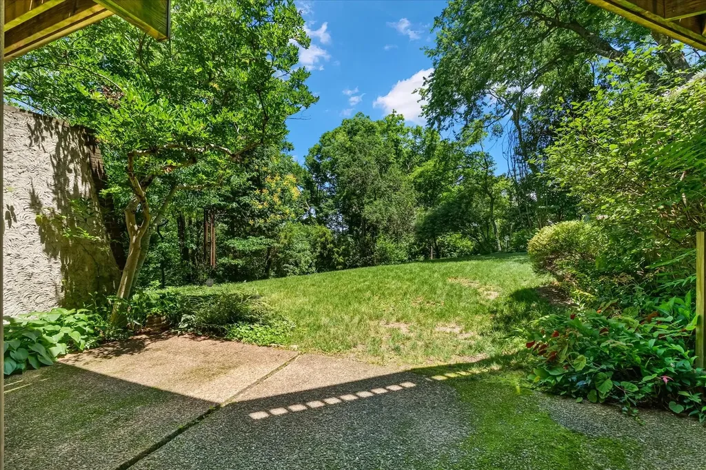 1102 Brentwood Lane Brentwood TN 37027