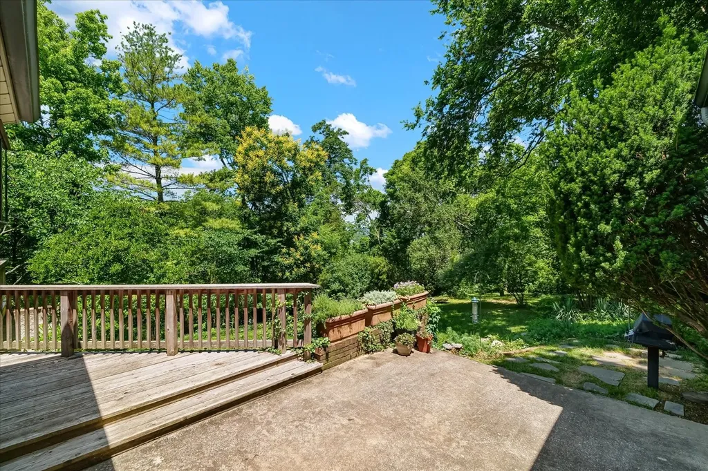 1102 Brentwood Lane Brentwood TN 37027