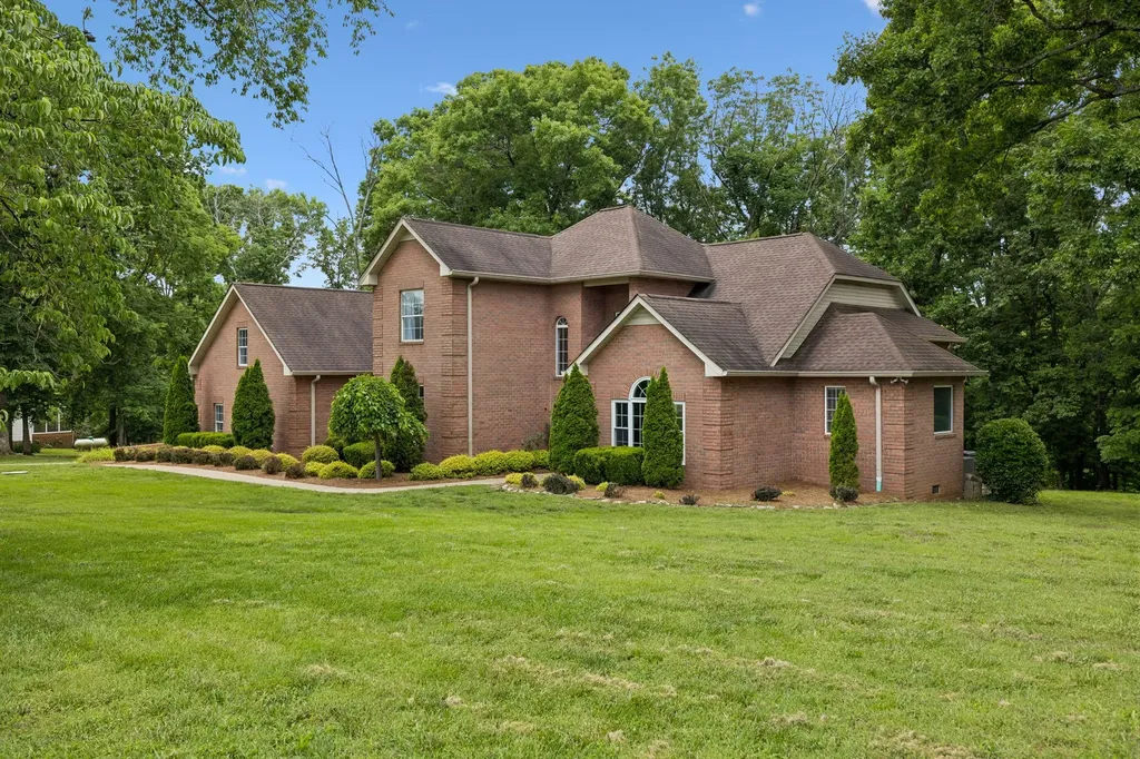 1171 S Wrights Lane Gallatin TN 37066