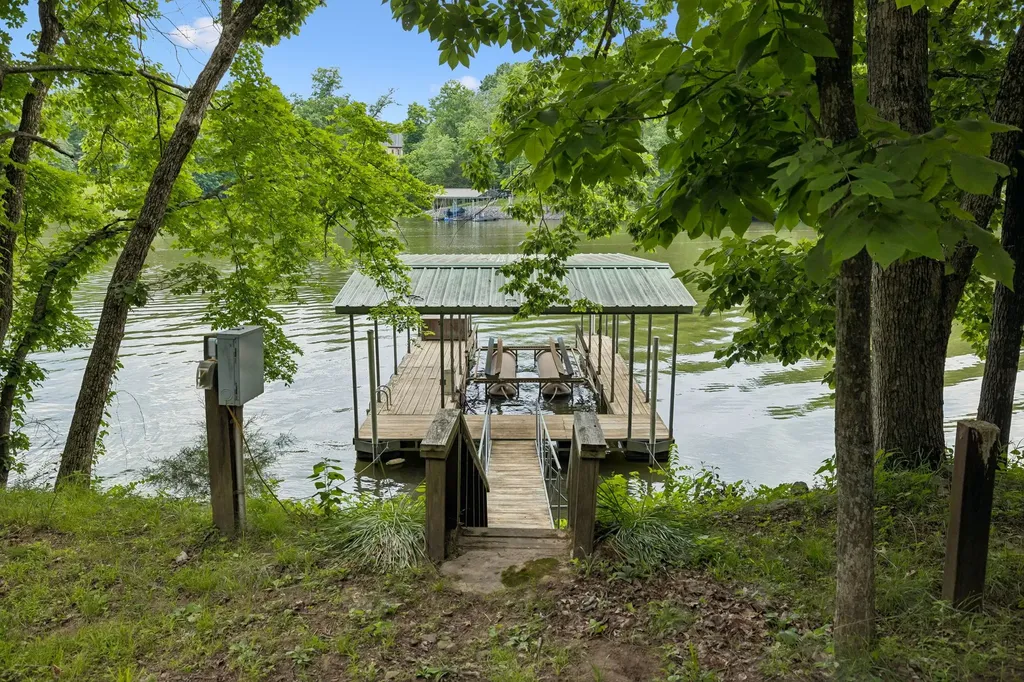 1171 S Wrights Lane Gallatin TN 37066