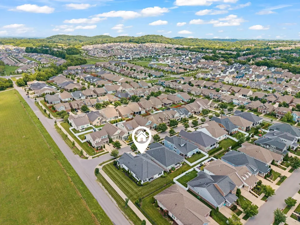 102 Edenburg Drive Hendersonville TN 37075