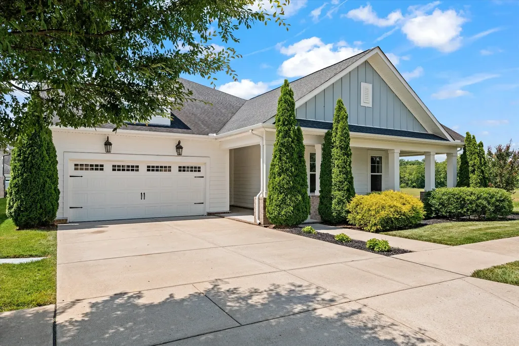 102 Edenburg Drive Hendersonville TN 37075