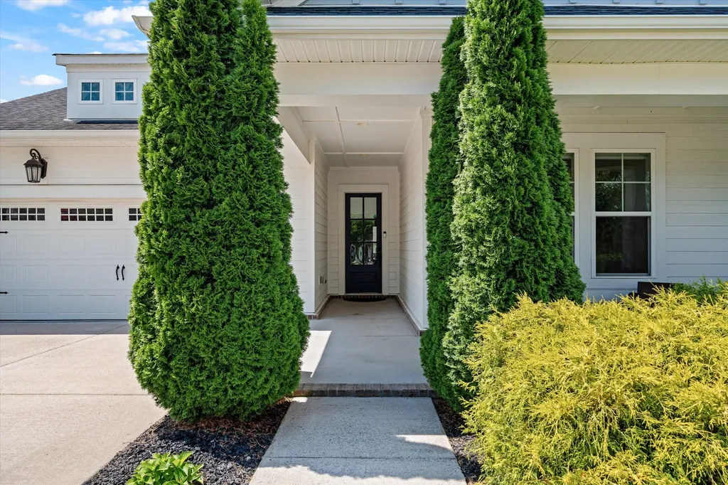 102 Edenburg Drive Hendersonville TN 37075