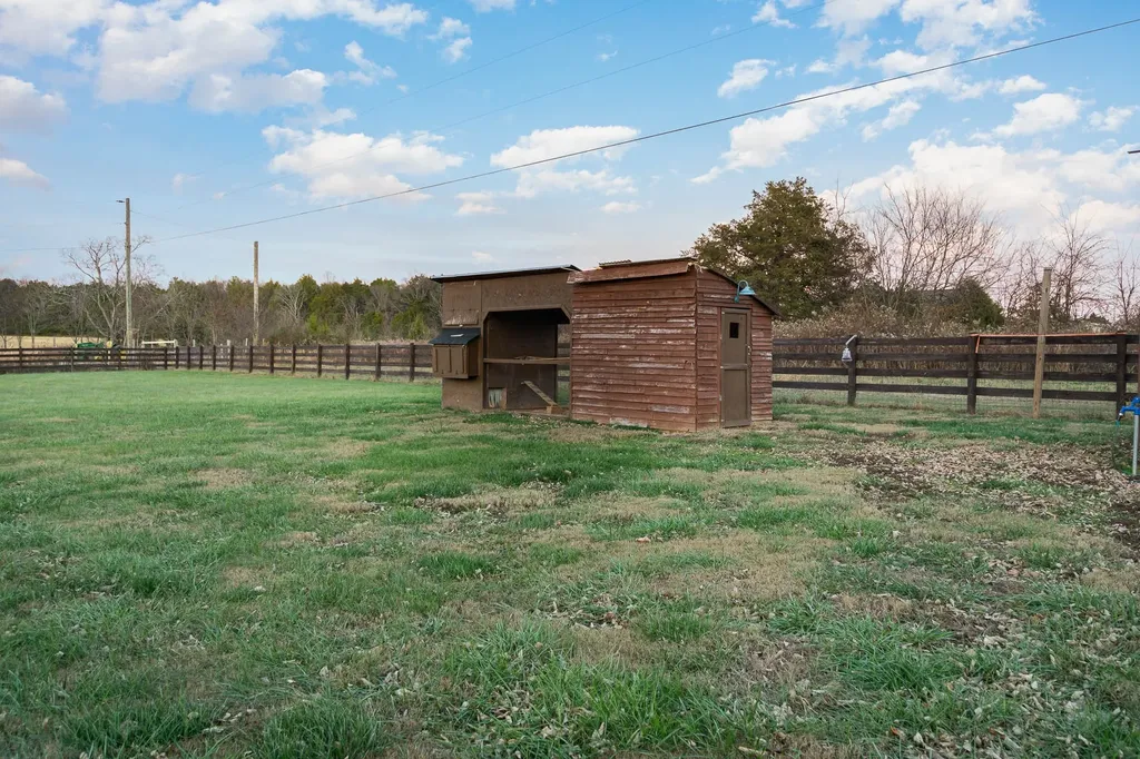 1135 Salem Road Lebanon TN 37090