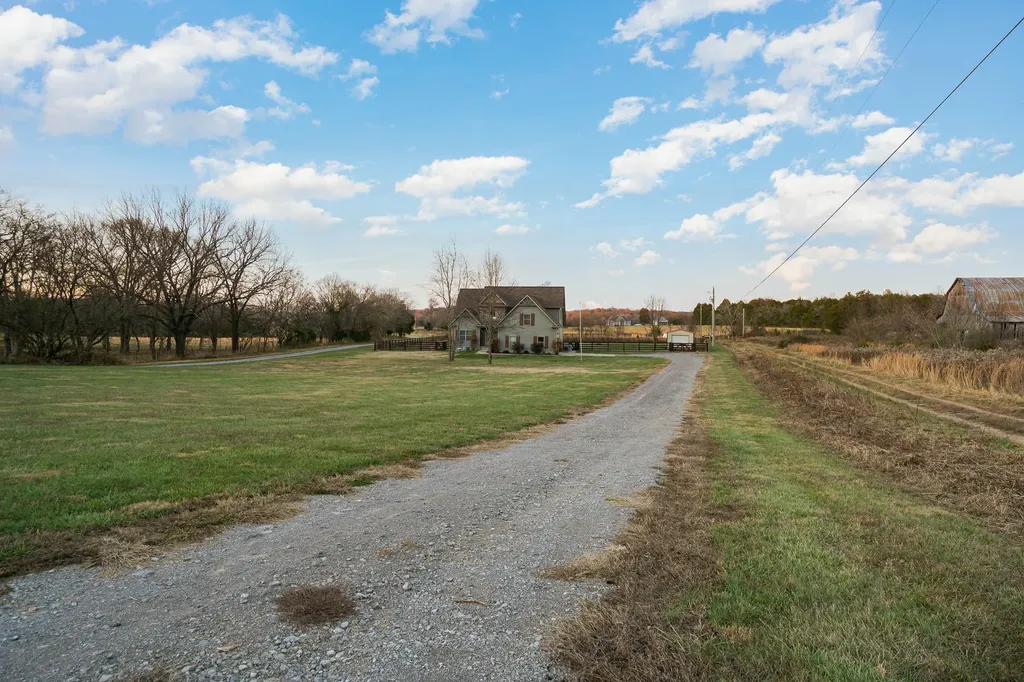1135 Salem Road Lebanon TN 37090
