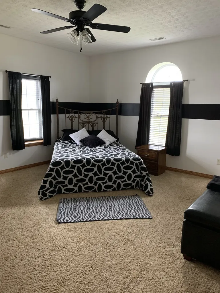 684 Matlock Road Bowling Green KY 42104