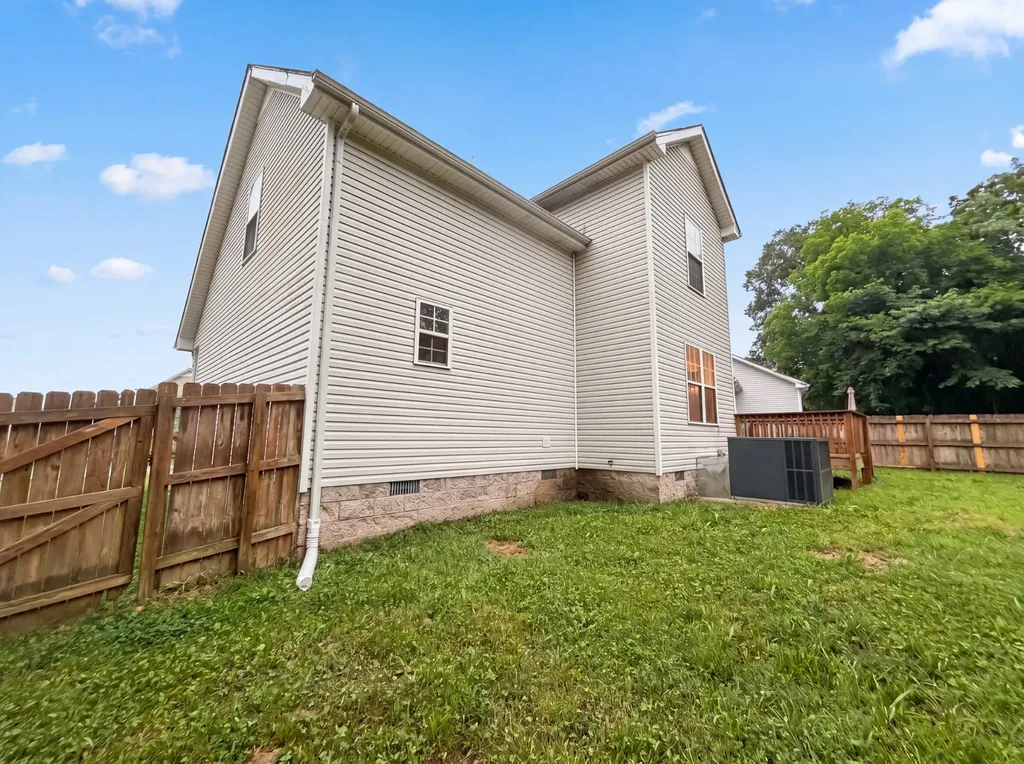 3432 Fox Meadow Way Clarksville TN 37042