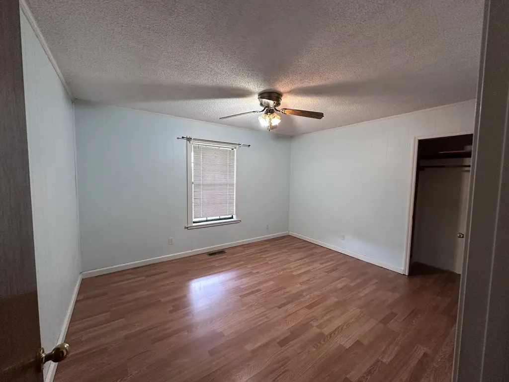 586 Iron City Road Iron City TN 38463