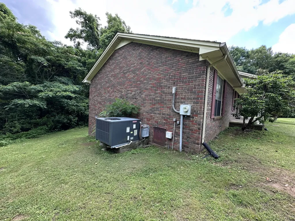 586 Iron City Road Iron City TN 38463