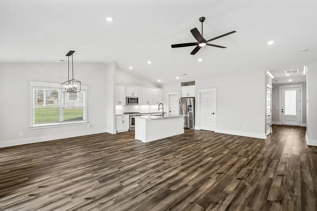 405 Springbrook Boulevard White House TN 37188