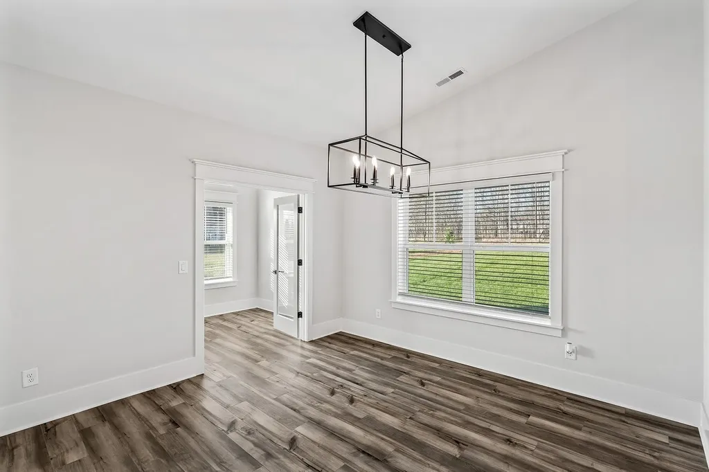 405 Springbrook Boulevard White House TN 37188
