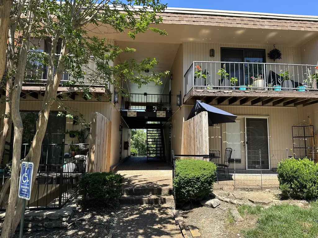 420 Walton Lane Madison TN 37115