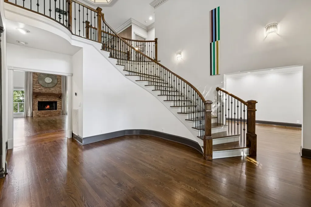 827 Maxwell Court Nashville TN 37220