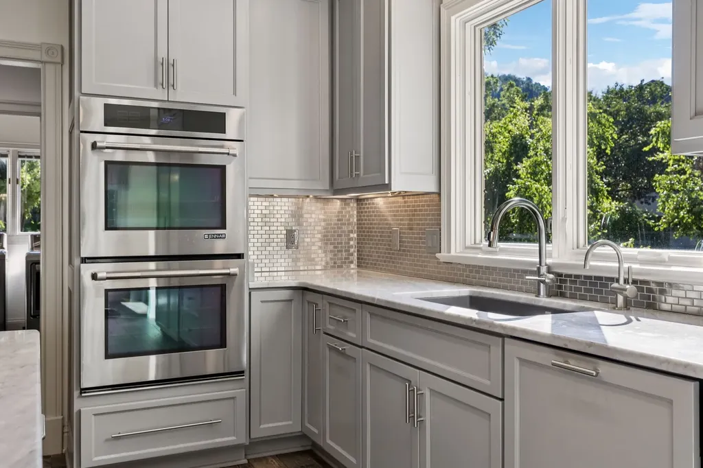 827 Maxwell Court Nashville TN 37220