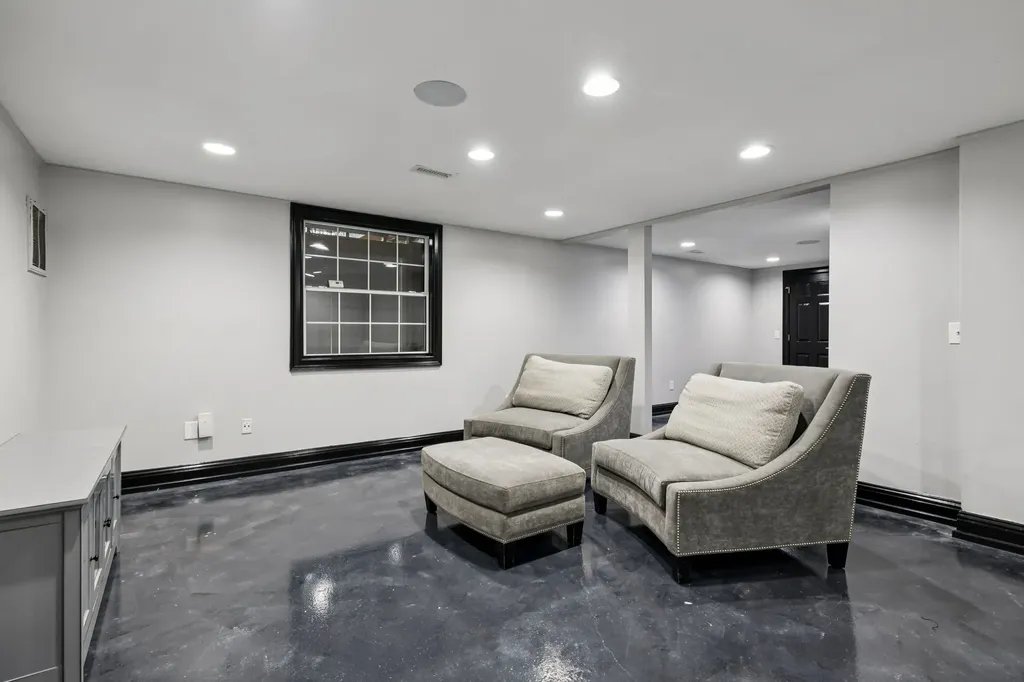 827 Maxwell Court Nashville TN 37220