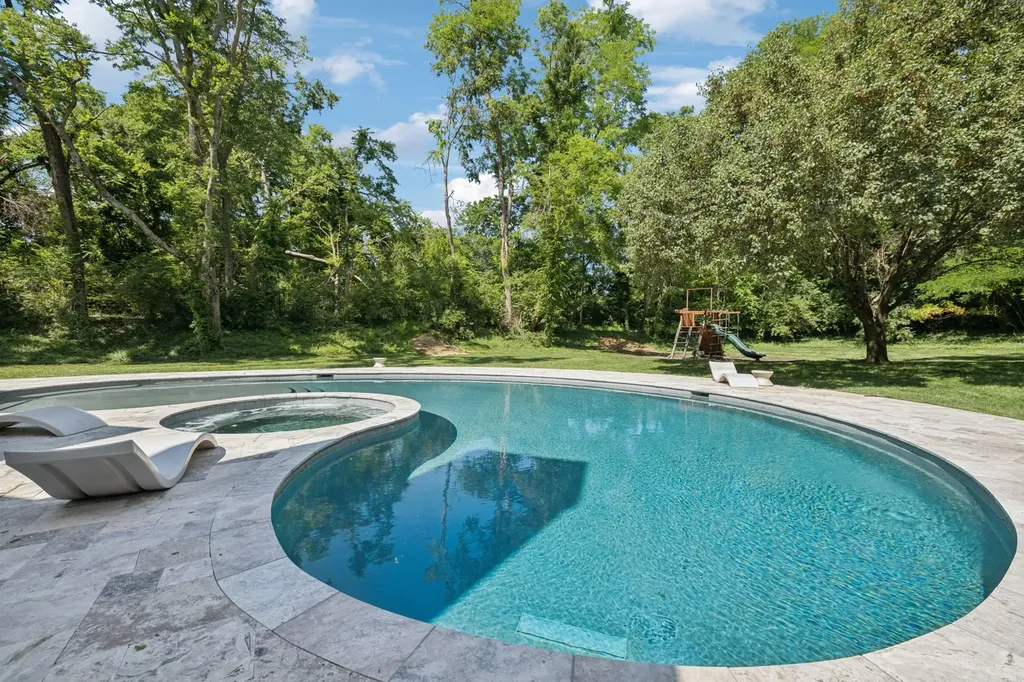 827 Maxwell Court Nashville TN 37220