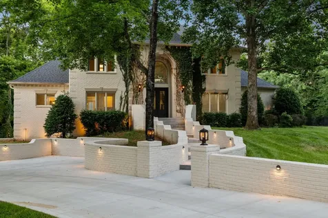 827 Maxwell Court Nashville TN 37220