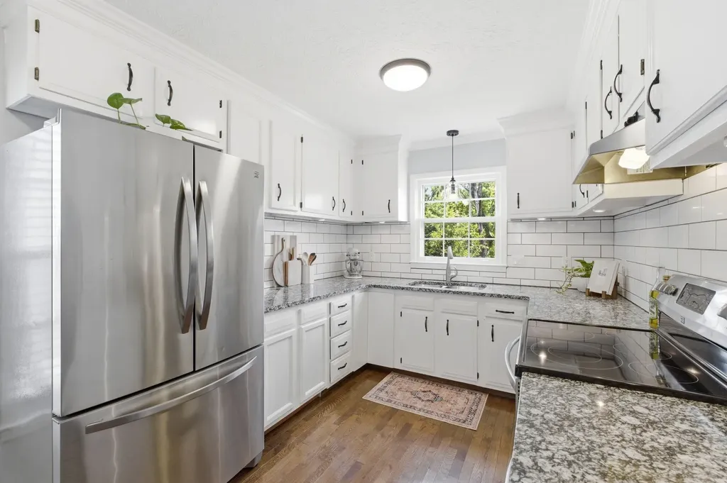 5424 Village Way Nashville TN 37211
