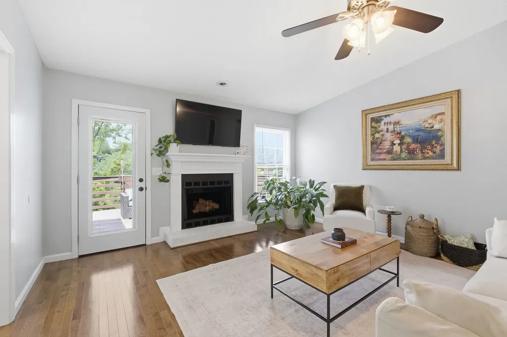 5424 Village Way Nashville TN 37211