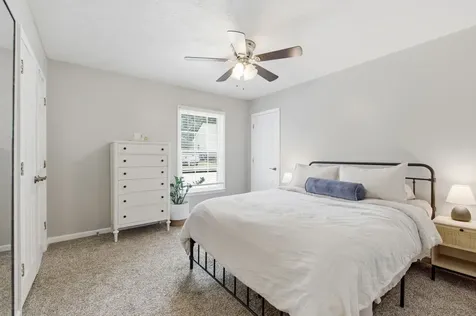 5424 Village Way Nashville TN 37211