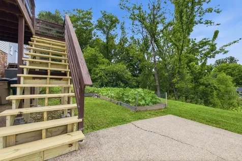 5424 Village Way Nashville TN 37211