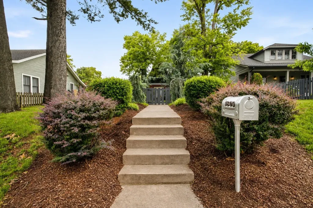 1809 Eastside Avenue Nashville TN 37206