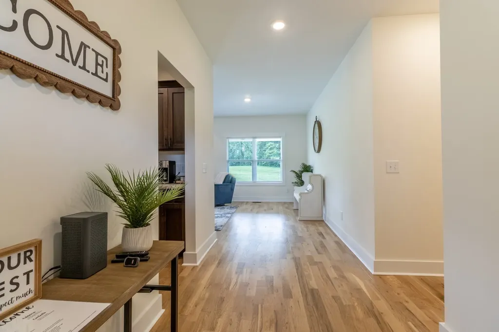 2094 Beverly Court Springfield TN 37172