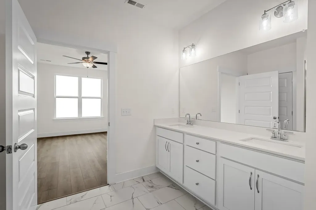 283 Johnnys Place Mount Juliet TN 37122
