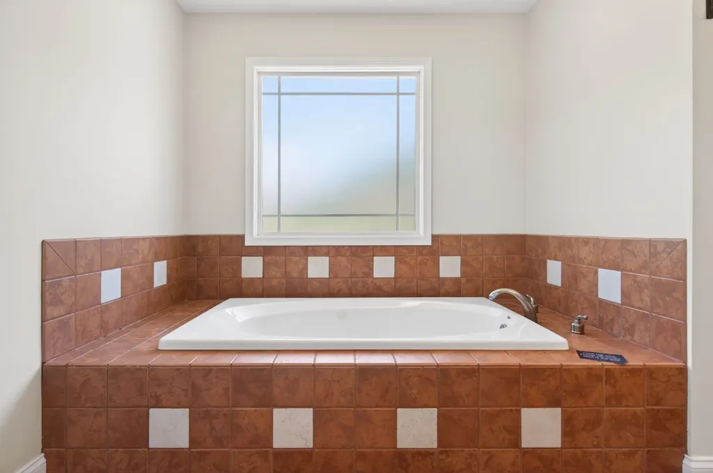 197 Rustling Oaks Drive Sparta TN 38583