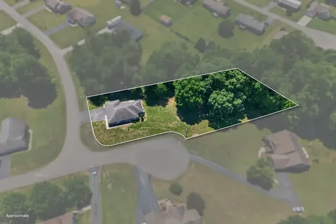 197 Rustling Oaks Drive Sparta TN 38583