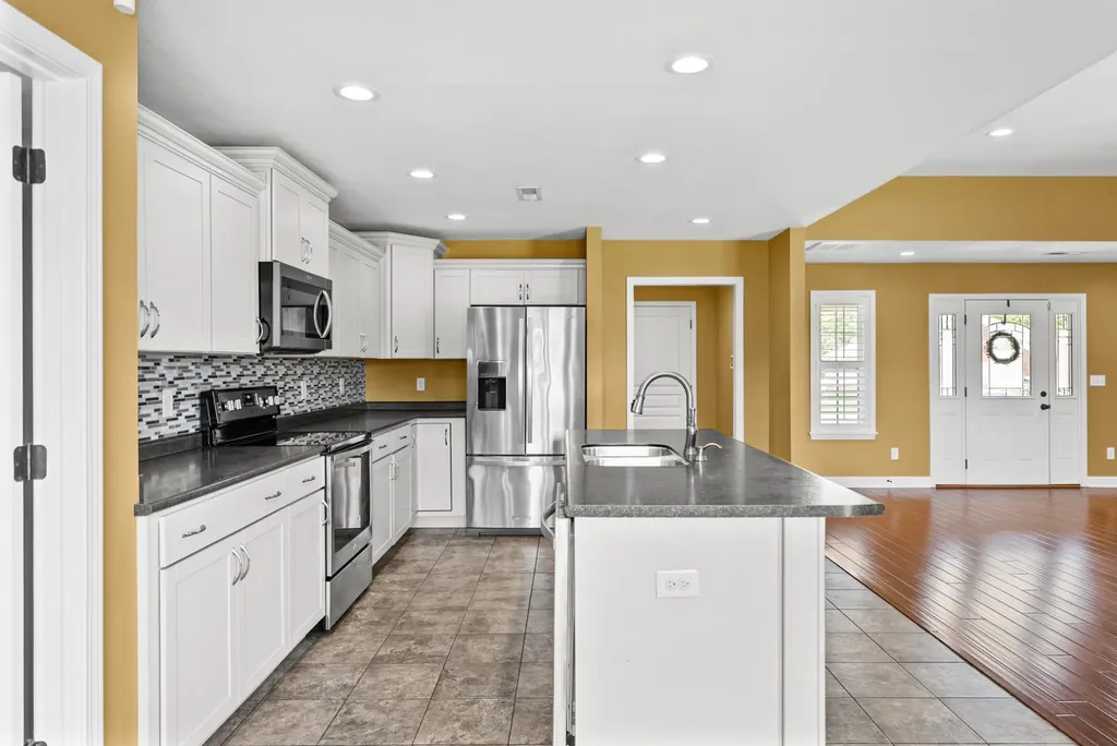 411 Yorkshire Way Hopkinsville KY 42240