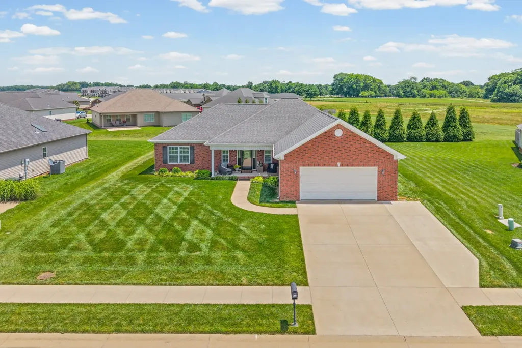 411 Yorkshire Way Hopkinsville KY 42240