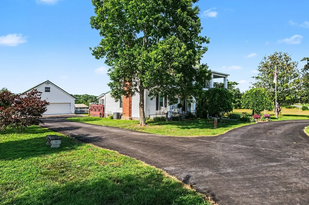 956 Lebanon Highway Lebanon TN 37087