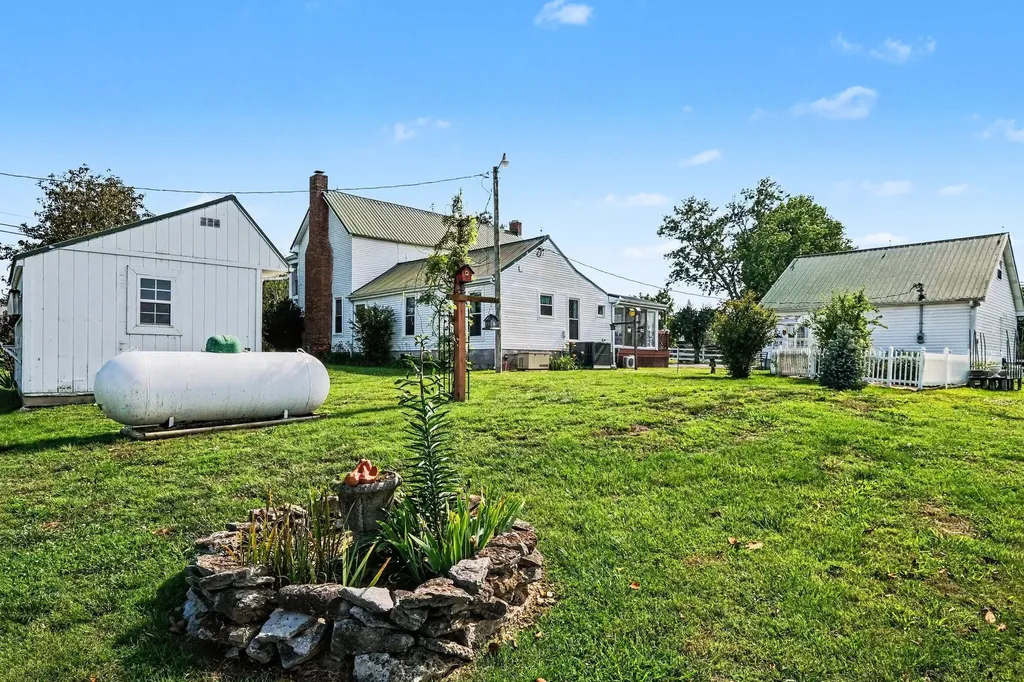 956 Lebanon Highway Lebanon TN 37087