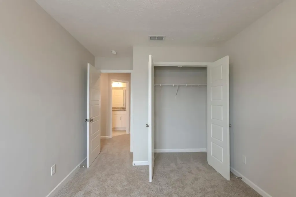 4327 Doral Drive Murfreesboro TN 37127