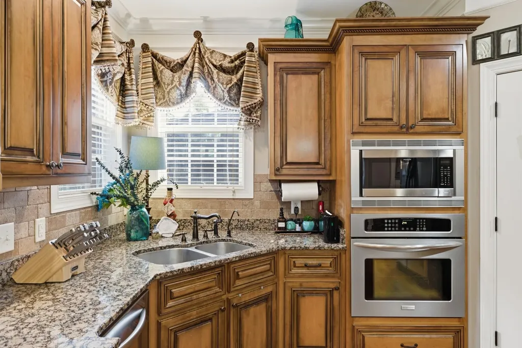 1013 Glessner Drive Spring Hill TN 37174