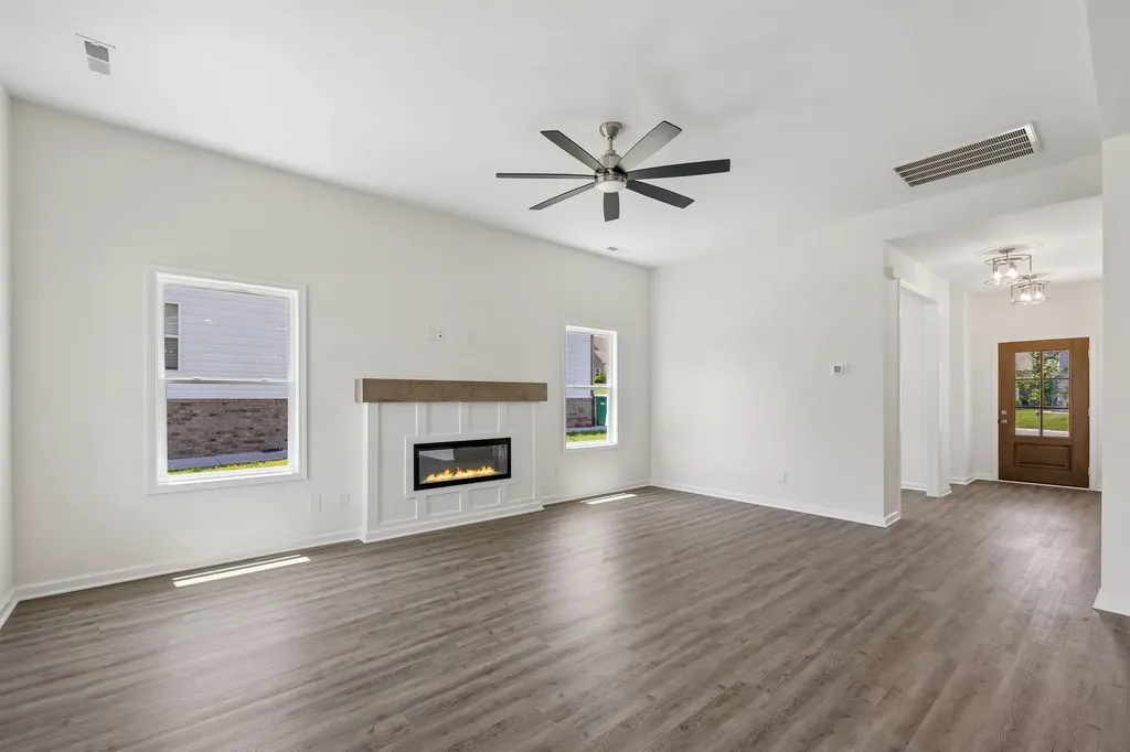 310 Buckadee Road La Vergne TN 37086