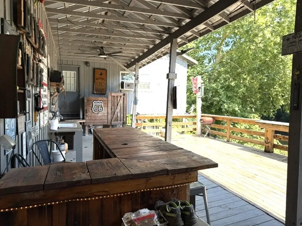 1101 W Jackson Street Shelbyville TN 37160