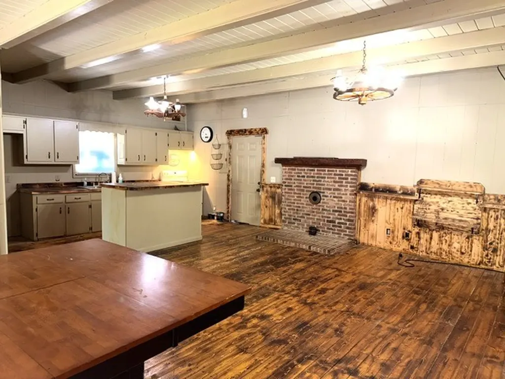 1101 W Jackson Street Shelbyville TN 37160