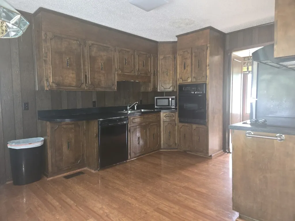 2126 Nunley Street Greenbrier TN 37073