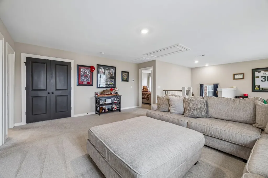 2064 Neill Lane Cross Plains TN 37049