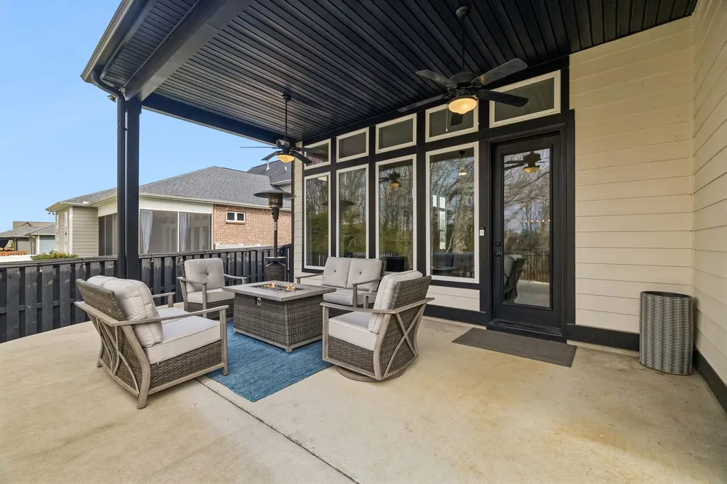 2064 Neill Lane Cross Plains TN 37049