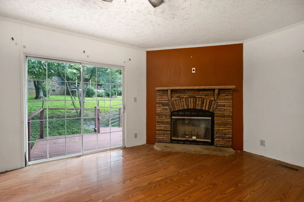 441 Hawthorne Hill Road Shelbyville TN 37160