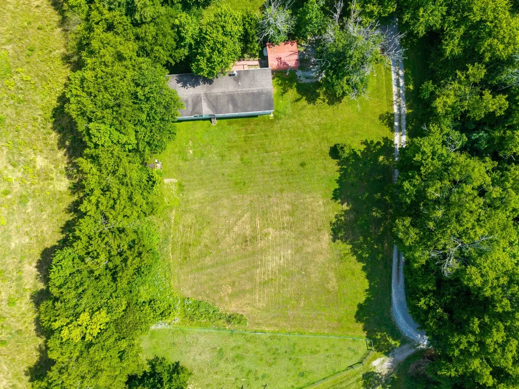 441 Hawthorne Hill Road Shelbyville TN 37160