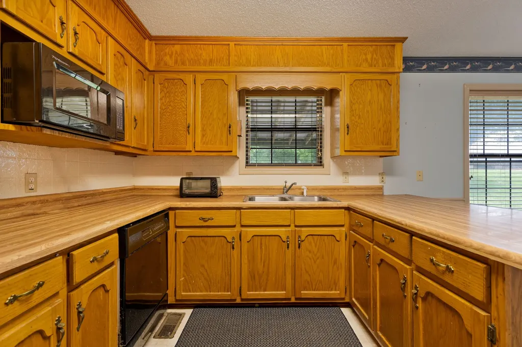 441 Hawthorne Hill Road Shelbyville TN 37160