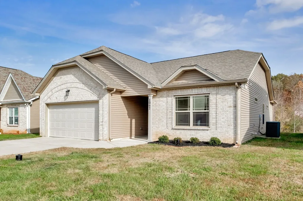 1062 Berra Drive Springfield TN 37172